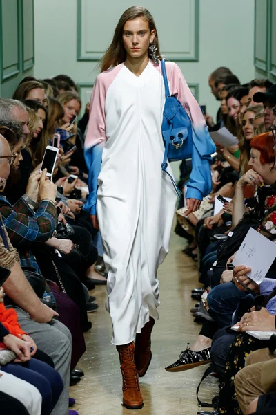 Look 40